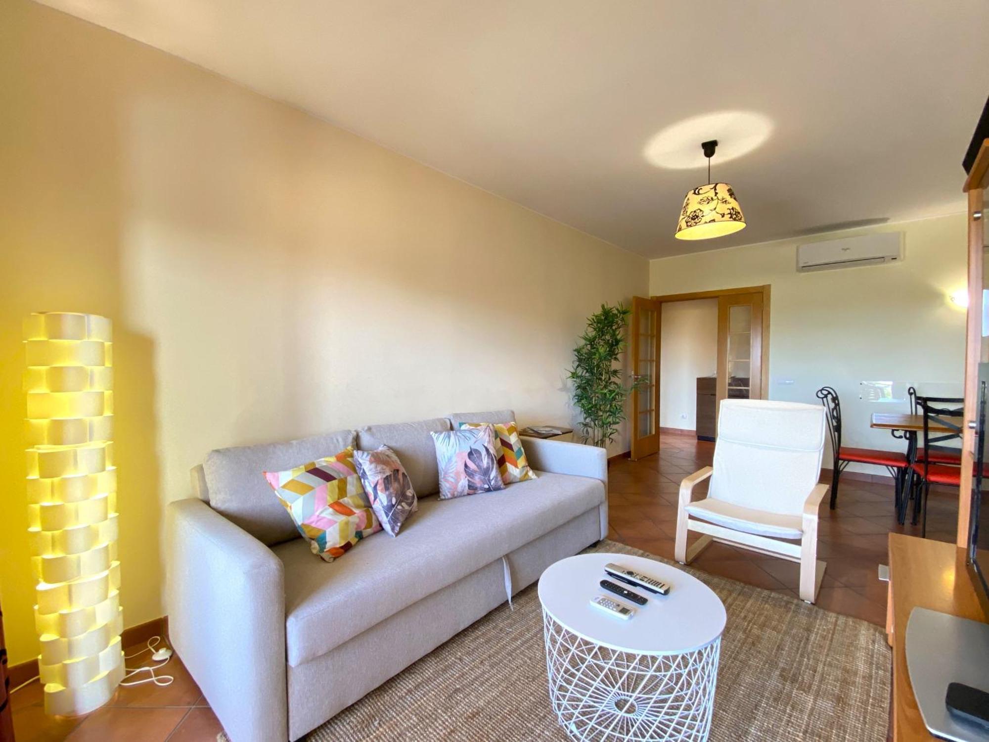 Apartamento Albufeira Sunny Style With Pool By Homing Exterior foto